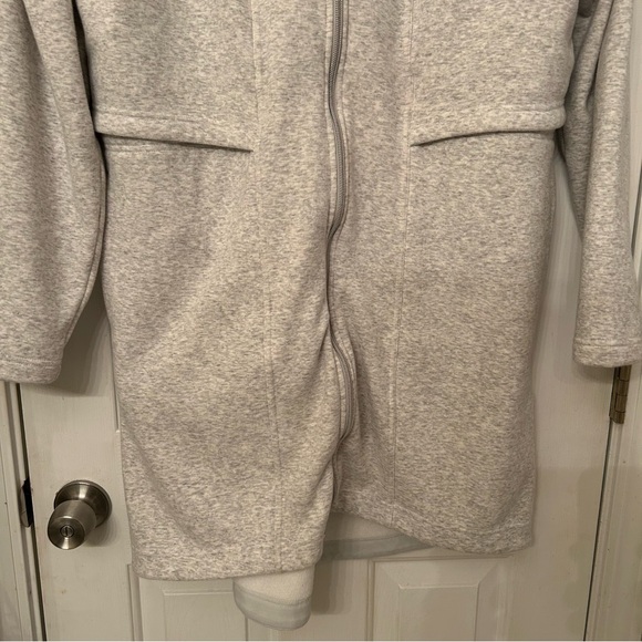Athleta Cozy Karma Long Sweatshirt Hoodie Zipper Jacket size L‎ - Picture 2 of 8